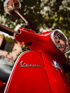 Read more about the article Povestea Vespa